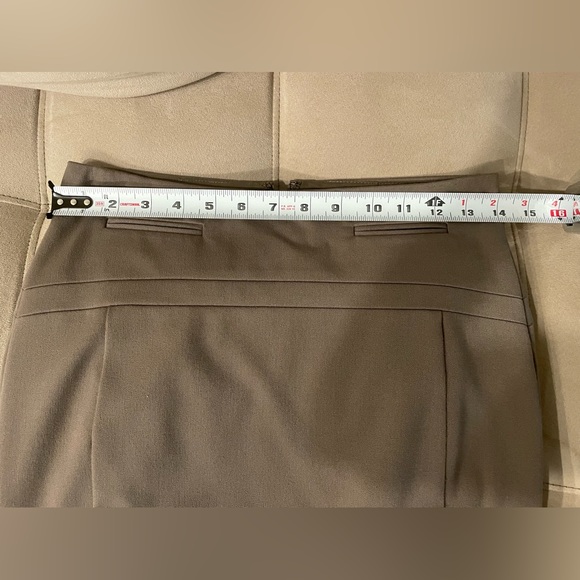 Express Women's Blazer Pencil Skirt Suit Set in Taupe - Picture 14 of 15